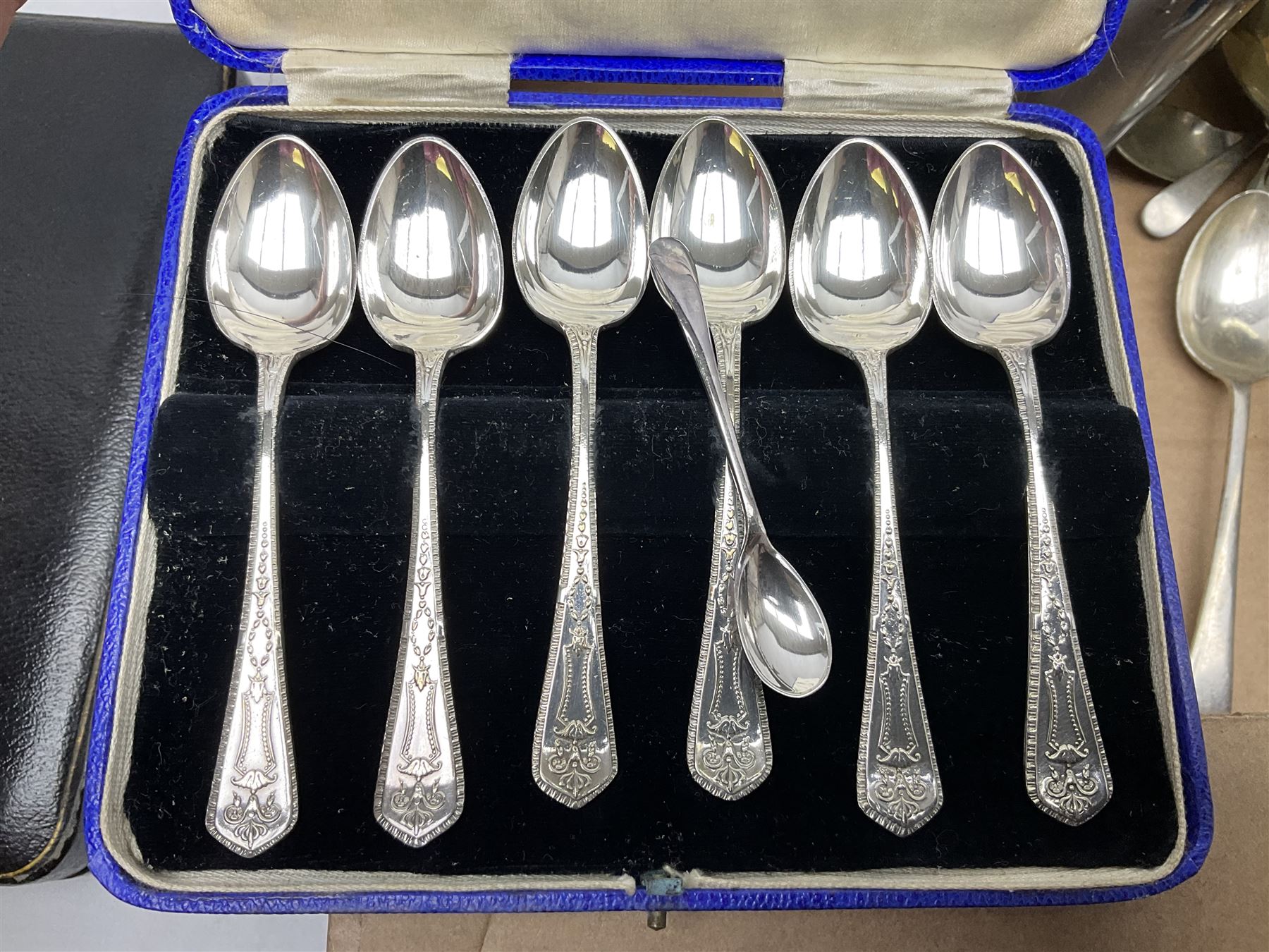 Collection of silver plate to include teapots, coffee pots, milk jug, sucrier, serving spoons, etc, together with pewter tankards 