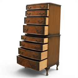 Georgian design mahogany bow-front chest-on-chest, the top section with four graduated drawers above a fixed lower section with four further graduated drawers, raised on cabriole legs