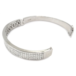  White gold four row pave set princess cut diamond hinge bracelet, stamped 18K 750, diamonds approx 8.5 carat  