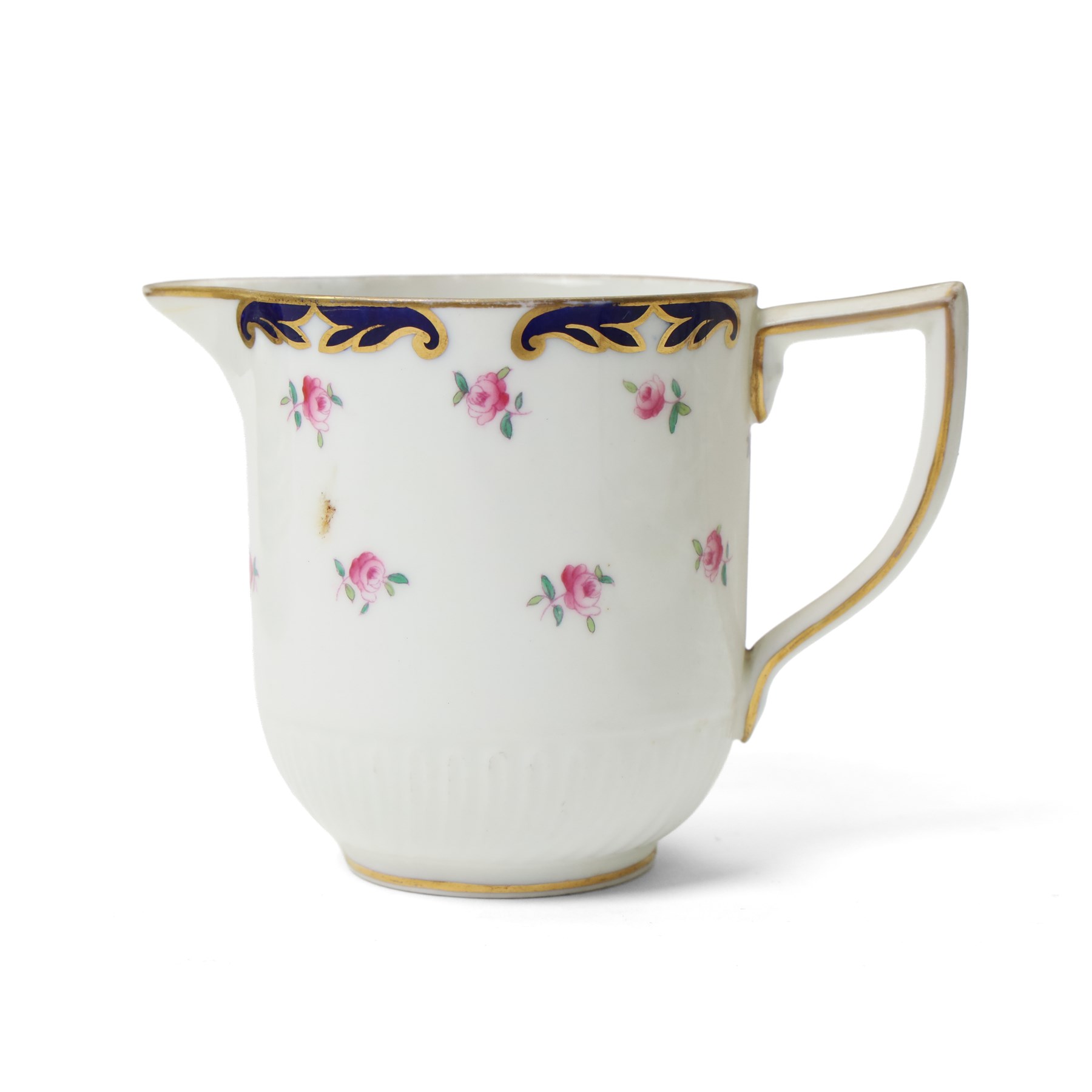 Wedgwood tea service decorated with floral sprays within a blue and gilt border comprising five cups, ten saucers, seven plates, two bread and butter plates, milk jug and sugar bowl