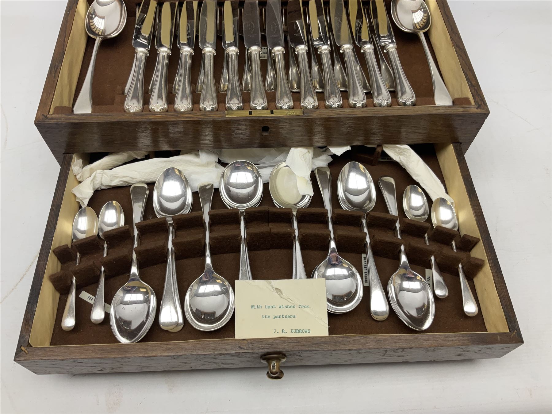 Twelve place setting canteen of cutlery by Lee & Wigfull Ltd, cased in an oak  chest, with key, meat carvers are missing, H18cm, L44cm 