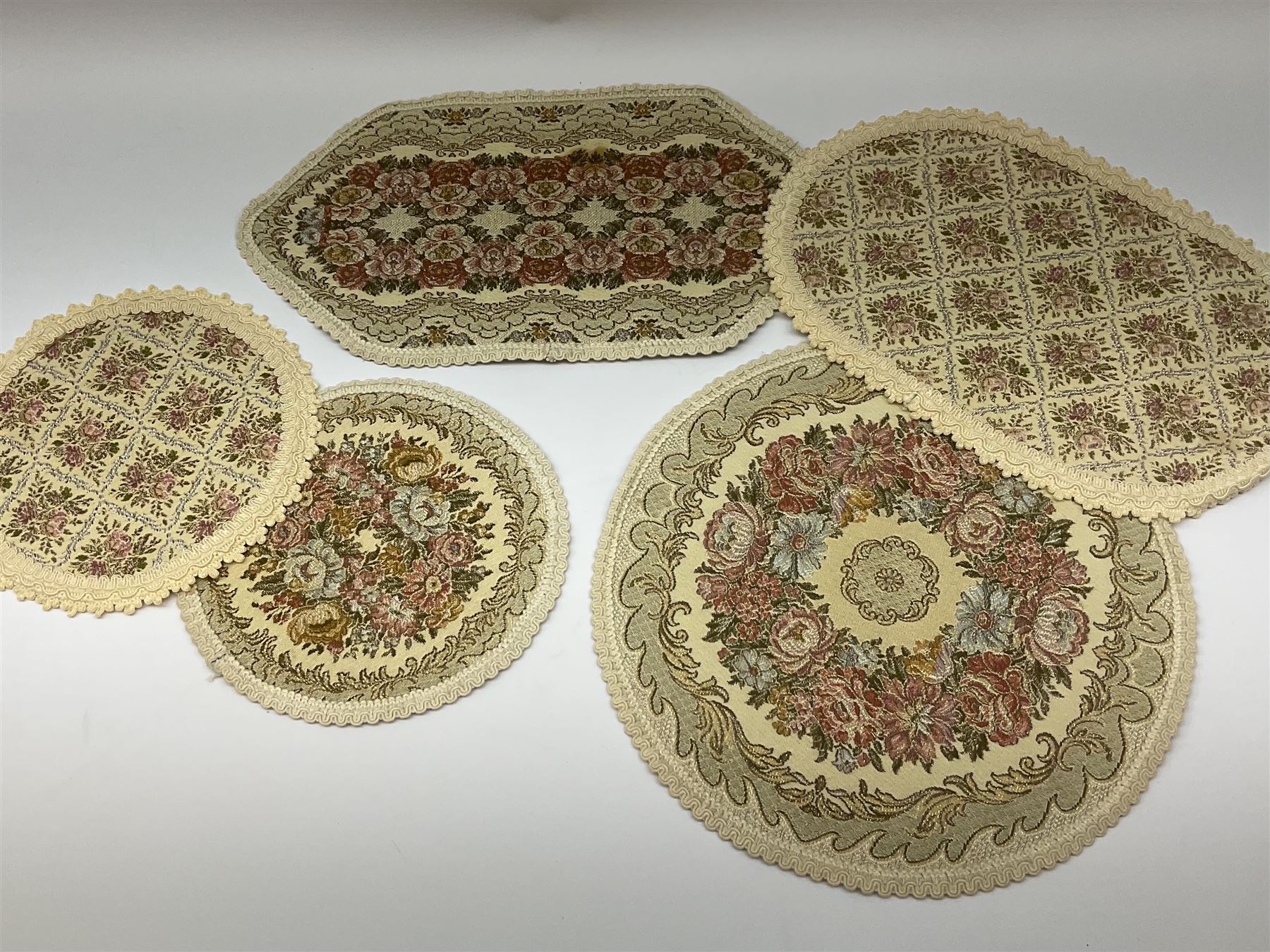 Royal Doulton part dinner service in Old Leeds Sprays pattern,  to include cheese dome, teapot and stand, egg cups etc, together with a selection of floral doilies.  