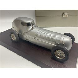 Marklin tin-plate clockwork Mercedes-Benz W25 racing car with driver in hinged cockpit model no.1096; fitted on mahogany base L33cm; in original metallic silver box with key