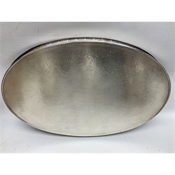 Viners of Sheffield silver-plate tea/coffee wares, the rims decorated with bands of flowers, and chased oval tray with swag decorated gallery, L39cm