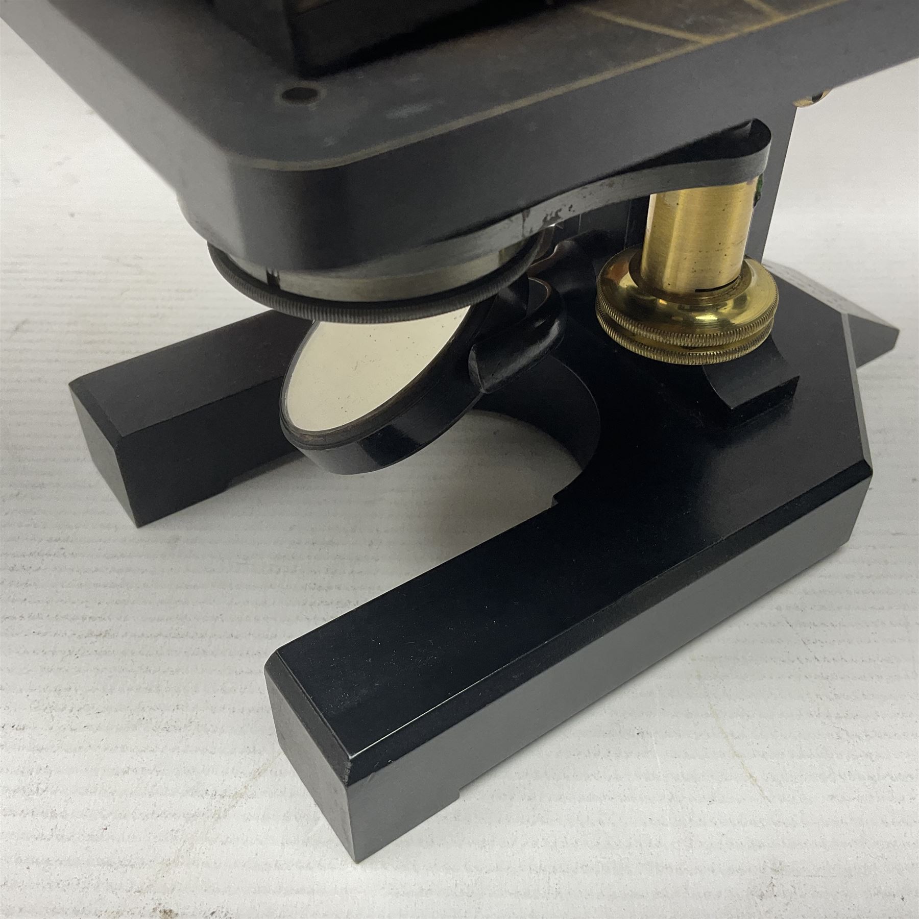 Three boxed microscopes, comprising Hawkslay & Sons Spencer Buffalo microscope no 68177, J Swift & Son microscope and R & J Back microscope no 30241