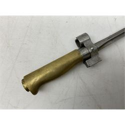 French Lebel Model 1886/93/16 bayonet with 52cm steel cruciform blade and brass hilt No.R22136; in steel tapering round scabbard numbered A62918 L65.5cm overall