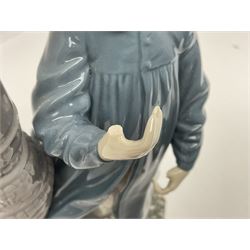 Lladro figure, The Lamp Lighter no 5205, with original box H47cm