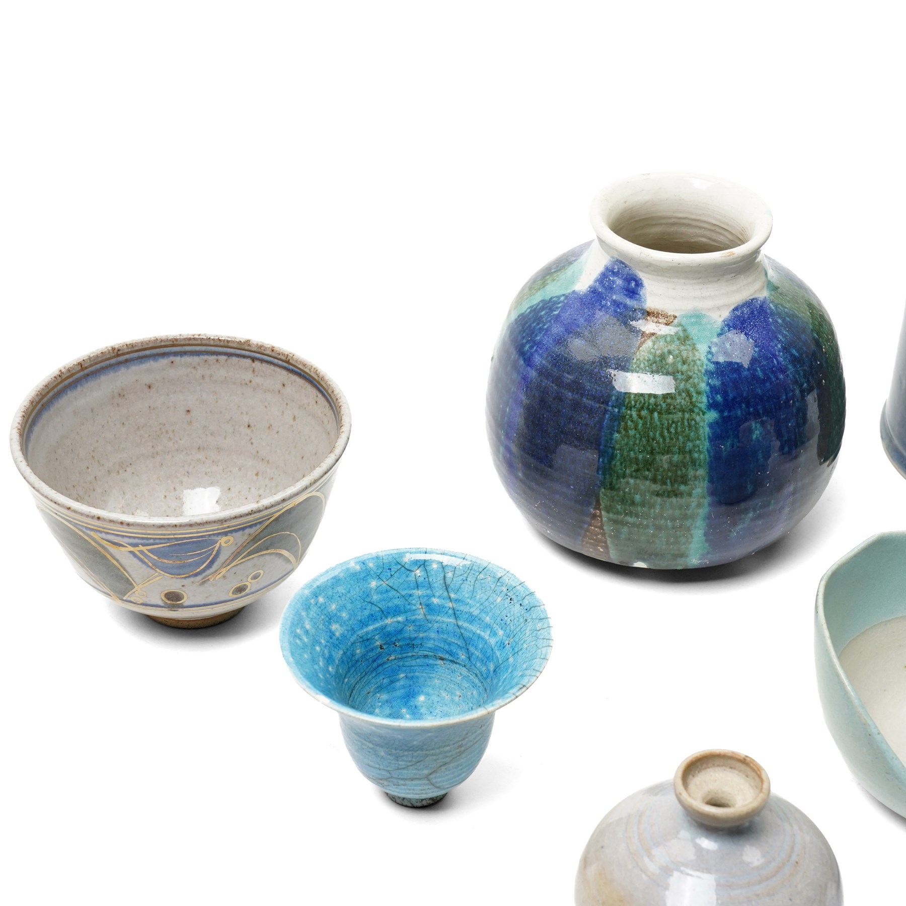 Collection of studio pottery, in blue glazes, artists to include David Morris and Alison Sandeman, many unmarked (10)