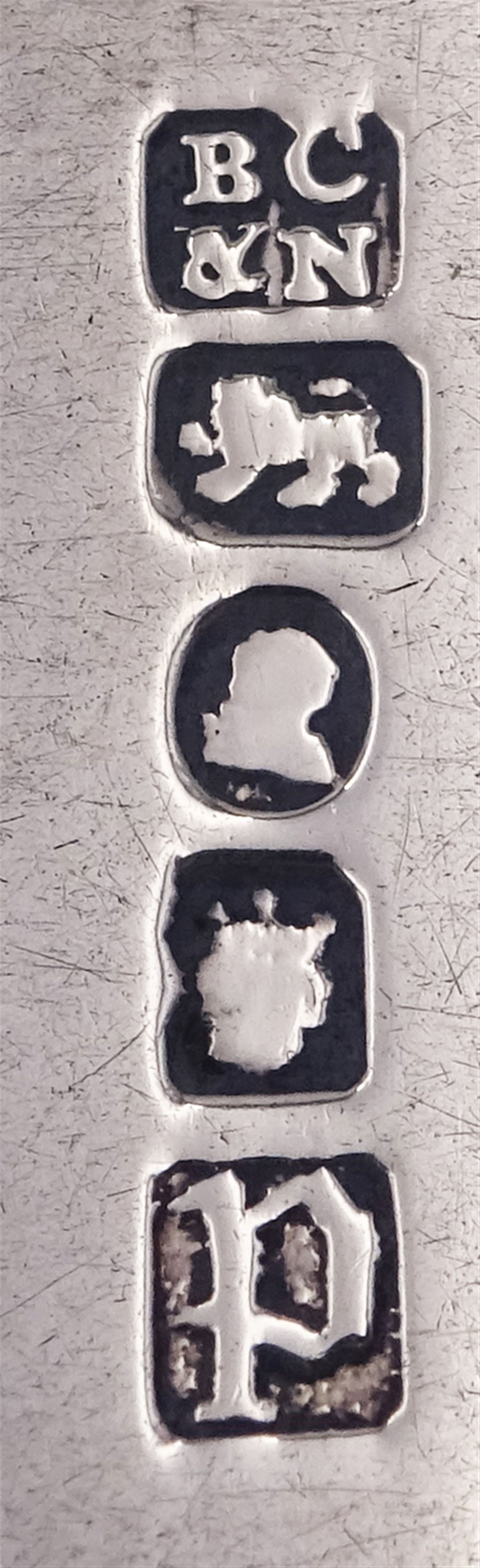 Fourteen George IV provincial silver Fiddle pattern dessert forks, hallmarked James Barber, George Cattle II & William North, York 1826, and James Barber & William Whitwell, York 1828, L16cm, approximate total weight 18.56 ozt (577.4 grams)