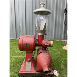 Hobart coffee grinder - THIS LOT IS TO B