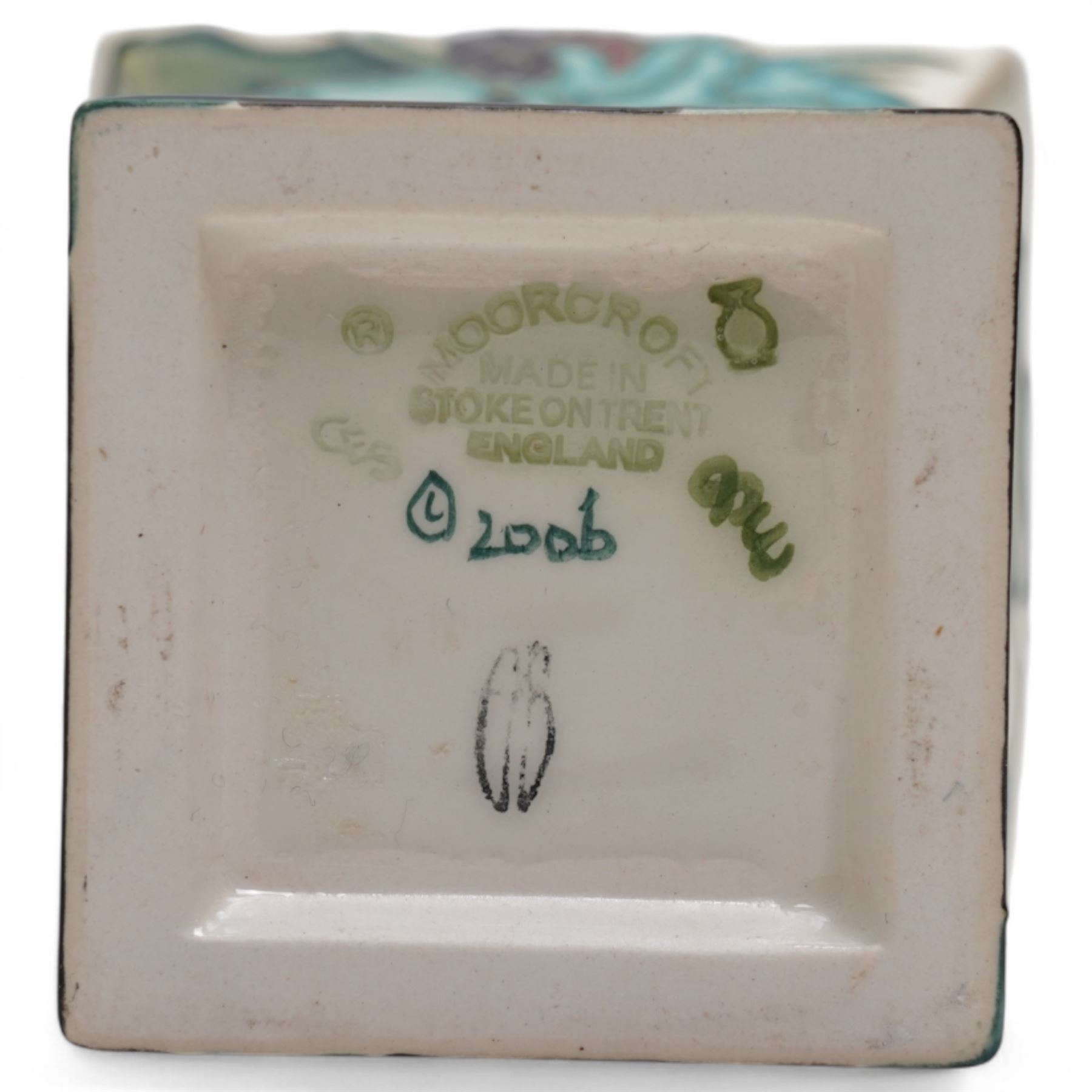 Moorcroft Sea Holly pattern twin-handled small vase, impressed and painted marks to base, H15.5cm