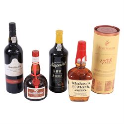Mixed alcohol; including Porto Niepoort 2007, Remy Martin 1738 cognac, Maker's Mark Kentuc...