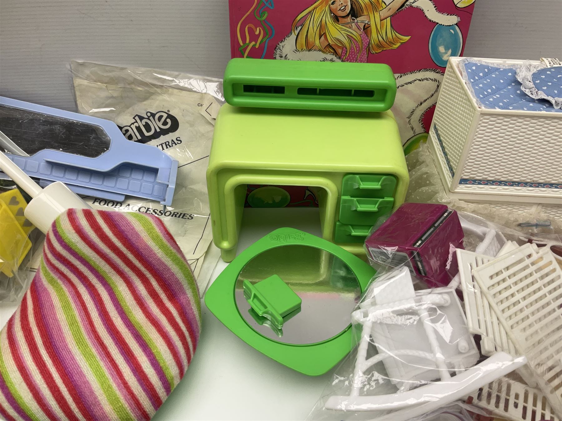 Barbie - collection of 1980s accessories including furniture and outside effects, Fluff the kitten, baby's high chair, playset and nursery items, groceries, crockery, pots and pans, homewares, television, 1985 Annual, transistor radio etc; all unboxed