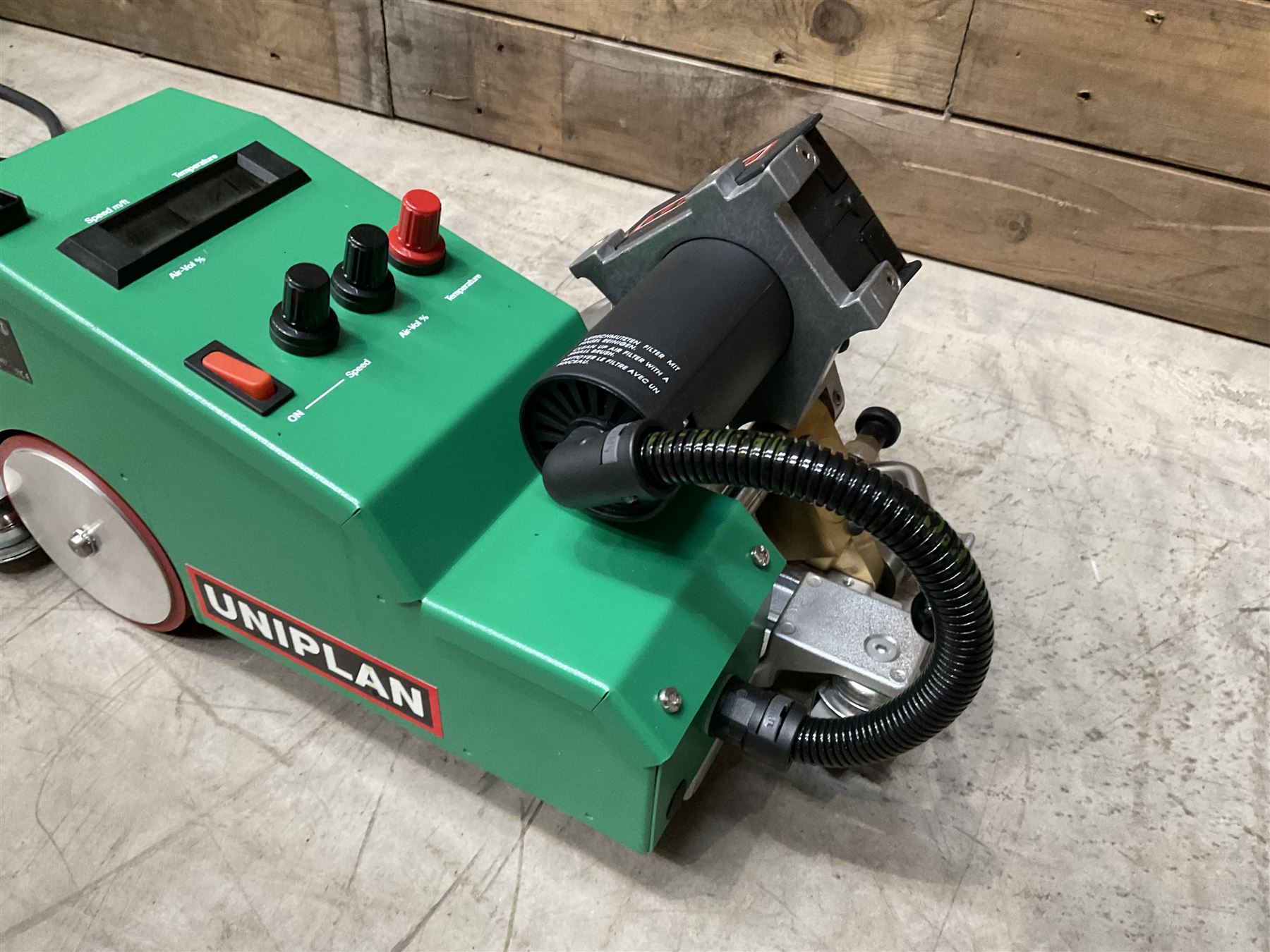 Leister Unifloor E 240V 2300W Hot air welder / floor or fabric welding machine, cased in excellent condition