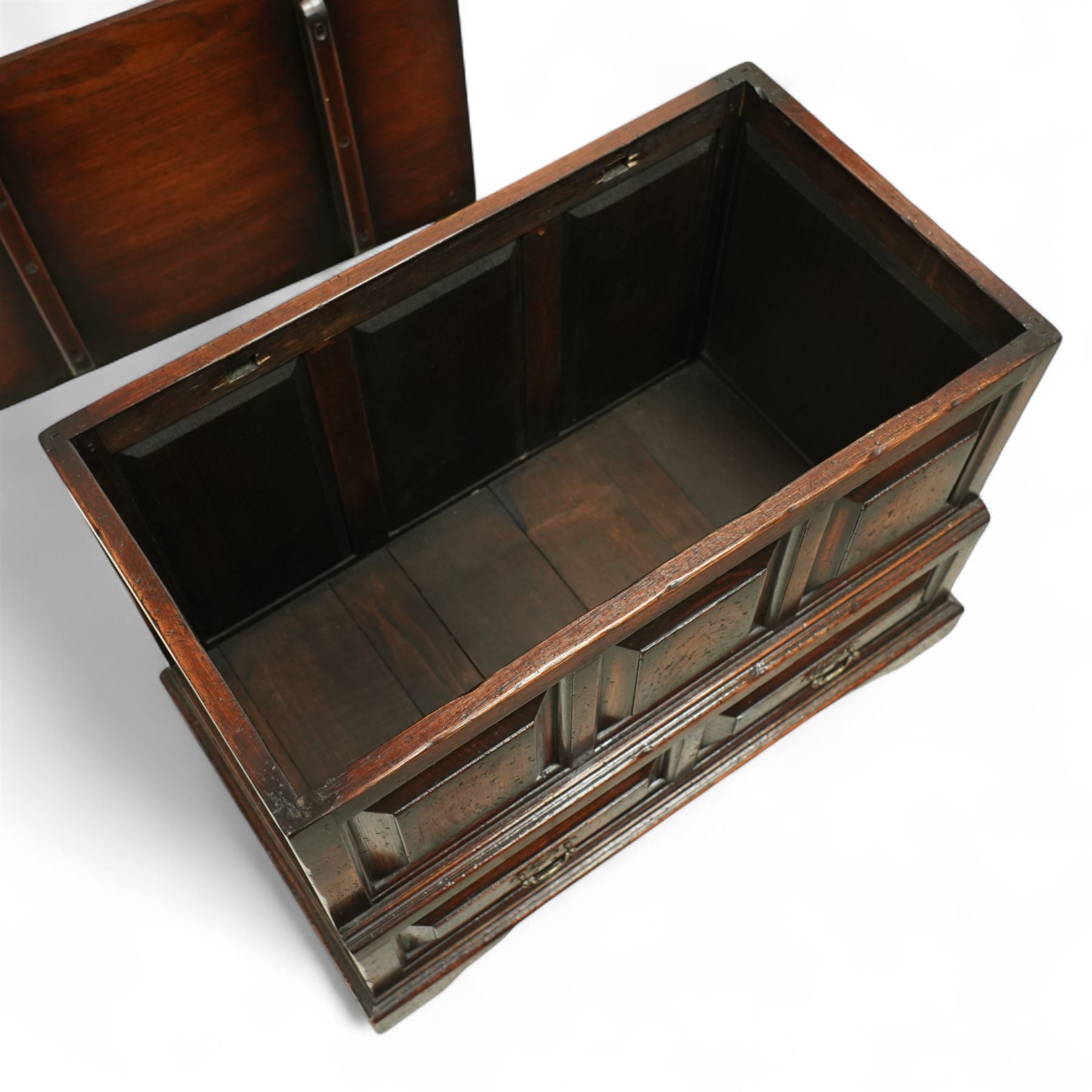 Titchmarsh and Goodwin design miniature oak coffer, rectangular, removable top with projecting panelled front with blind drawers on bracket feet 