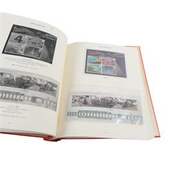 Queen Elizabeth II mint decimal stamps, including prestige booklets, booklet panes, etc, housed in eight Stanley Gibbons Windsor albums