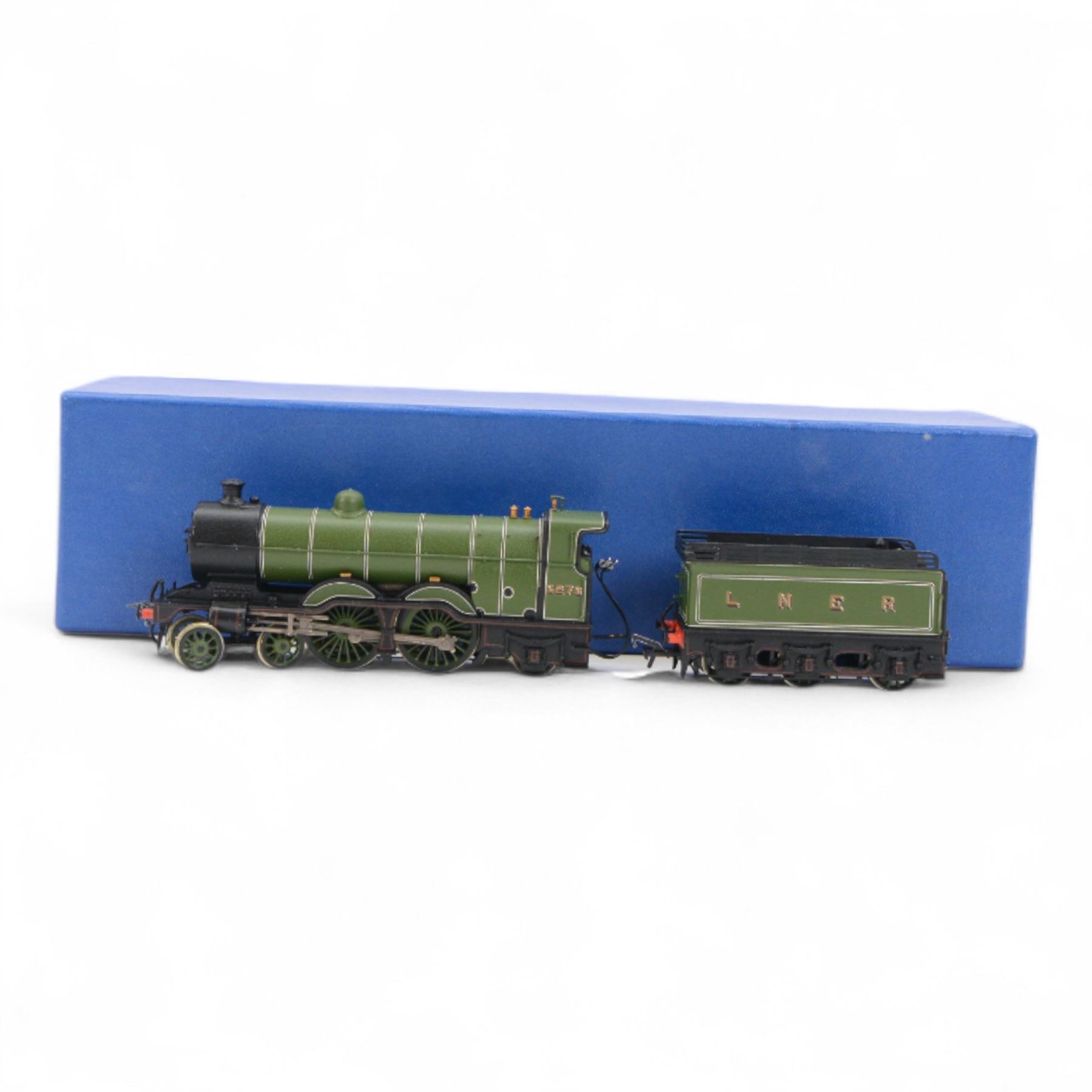 DJH Model Loco 00 gauge kit built locomotive model no. K73 GNR/LNER/BR 4-4-2 C1 Class Large Boiler locomotive and tender no. 3273, in LNER green lined livery, boxed
