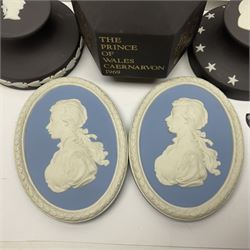 Collection of Wedgwood Jasperware, to include black Eisenhower Bust, two black basalt paperweights, one depicting an eagle and one depicting Julius Caesar, a blue Zodiac plate, Man on the Moon commemorative plate, American Independence Bicentennial plate and Royal commemorative ware, etc, all with impressed marks beneath, some with boxes
