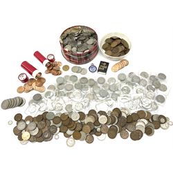 Coins including small number of Great British pre 1947 silver threepence pieces, pre-decimal pennies, commemorative crowns, various half crowns etc