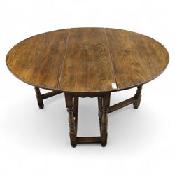 17th century design oak gateleg dining table, oval drop-leaf top on baluster turned supports, twin swinging gate legs united by peripheral stretchers (Extends to 149cm)