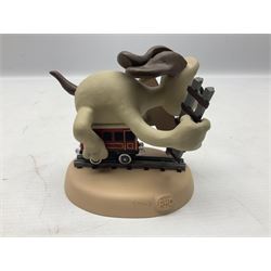 Wallace & Gromit - Limited edition Robert Harrop figure, Gromit, Train Chase - The Wrong Trousers, WGYP02, with original box 