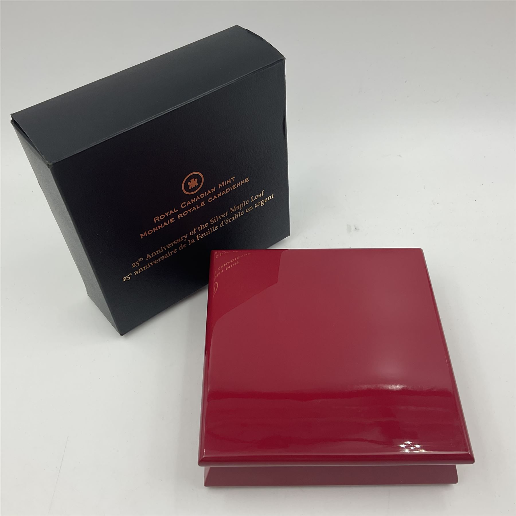 Royal Canadian Mint 2013 '25th Anniversary Maple Leaf' five ounce fine silver coin, cased with certificate
