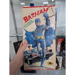  T.N Nomura Batman battery operated robot, boxed