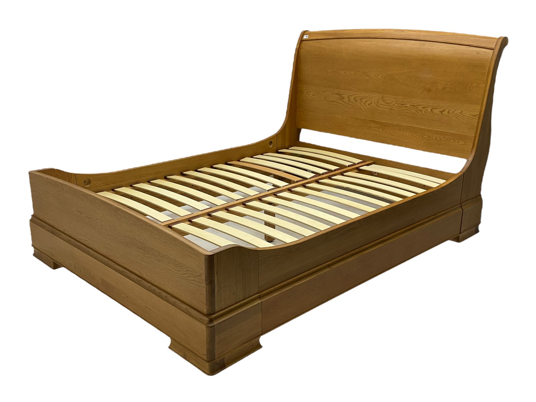 Willis and gambier sleigh bed discount