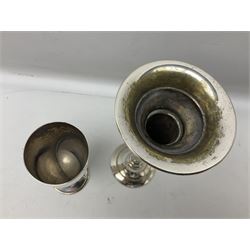 Collection of assorted silver plate, comprising four cup egg cruet, table lamp, bud vase, desk stand etc  