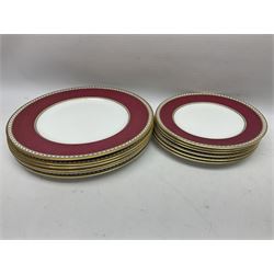 Wedgwood Ulander powder ruby pattern part dinner service, comprising six dinner plates, six side plates, six dessert plates, six soup bowls and sauce boat