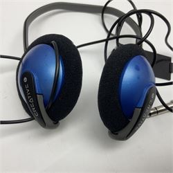 Aria Sinsonido mahogany electric travel guitar, serial no.0502385 L86cm; in original gig bag with earphones and GM11 Minituner; together with Fender Sidekick Reverb 25 amplifier and Marshall MG Series 15DFX amplifier (3)