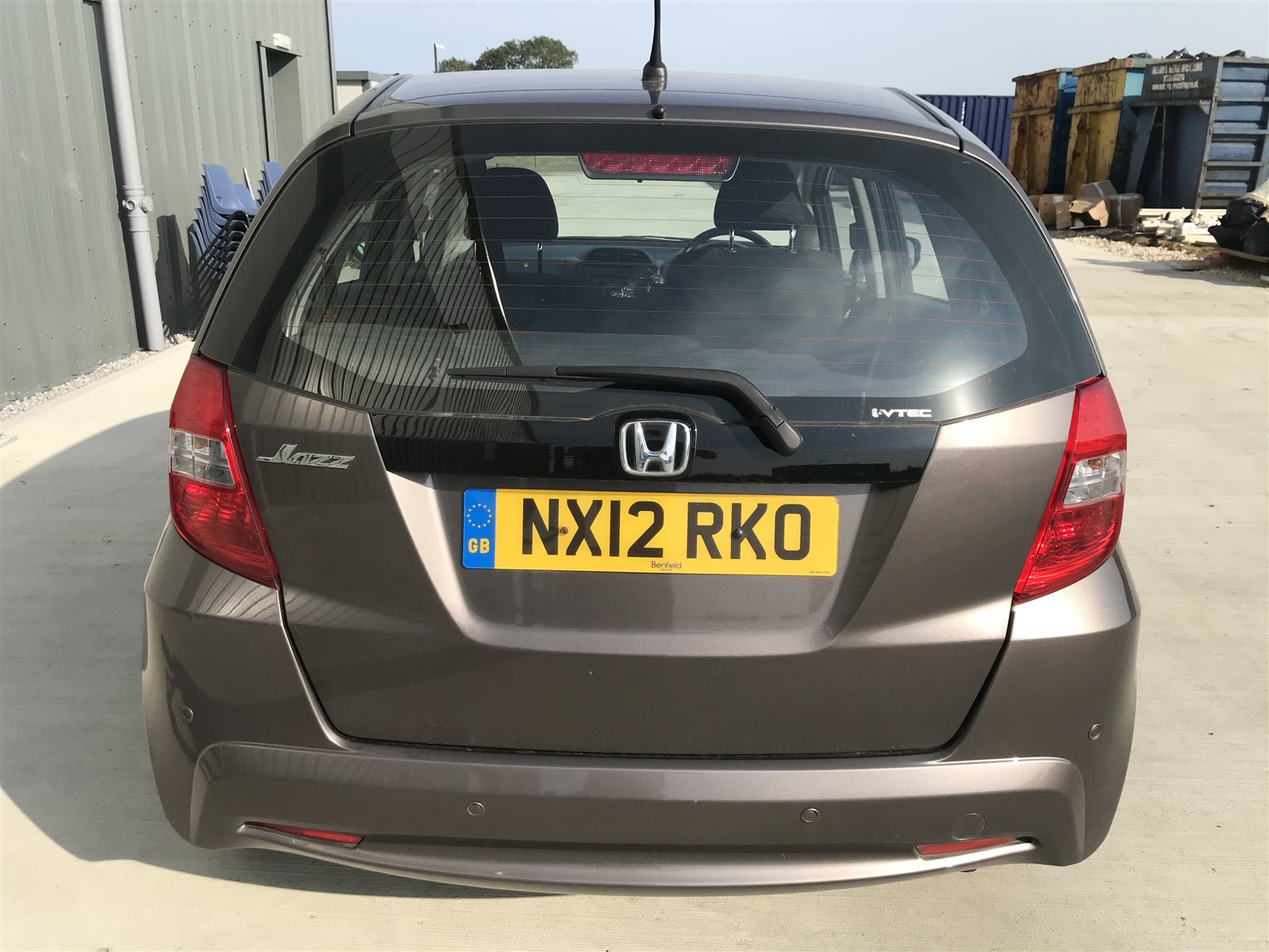 2012 Honda Jazz 1.4 i-VTEC ES CVT. 5 doors, automatic transmission, petrol, climate control, electric windows. 32,000 miles from new. Alloy wheels. No V5 present, No MOT. From local estate.