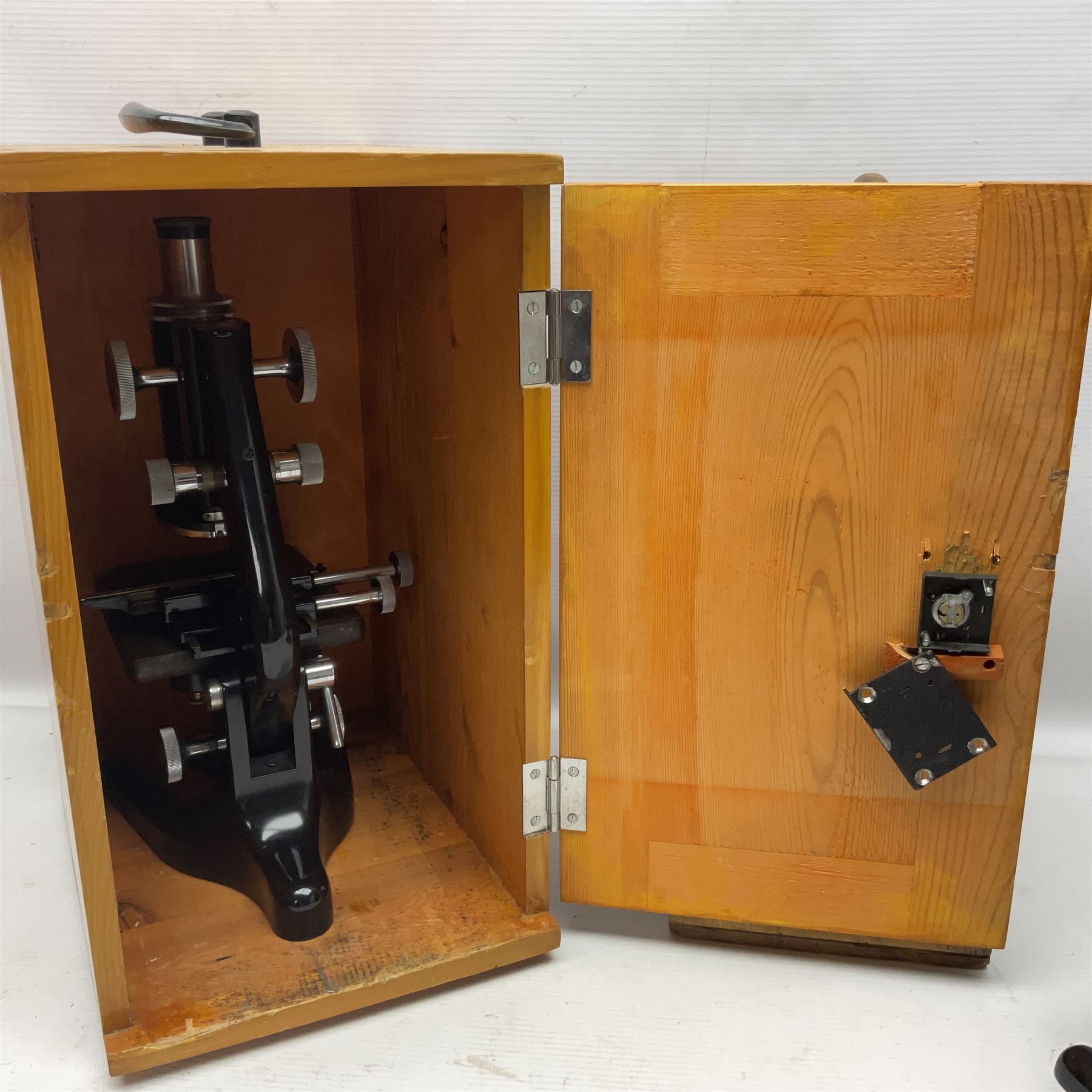 Three microscopes, comprising Ernst Leitz Wetzlar, W Watson & Sons service II no 125485, W Watson & Sons Bactil binocular no 115722, all boxed  