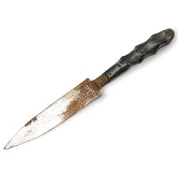 Victorian hunting knife, the blade engraved with a pig sticking scene, horn grip and leather sheath L23cm overall