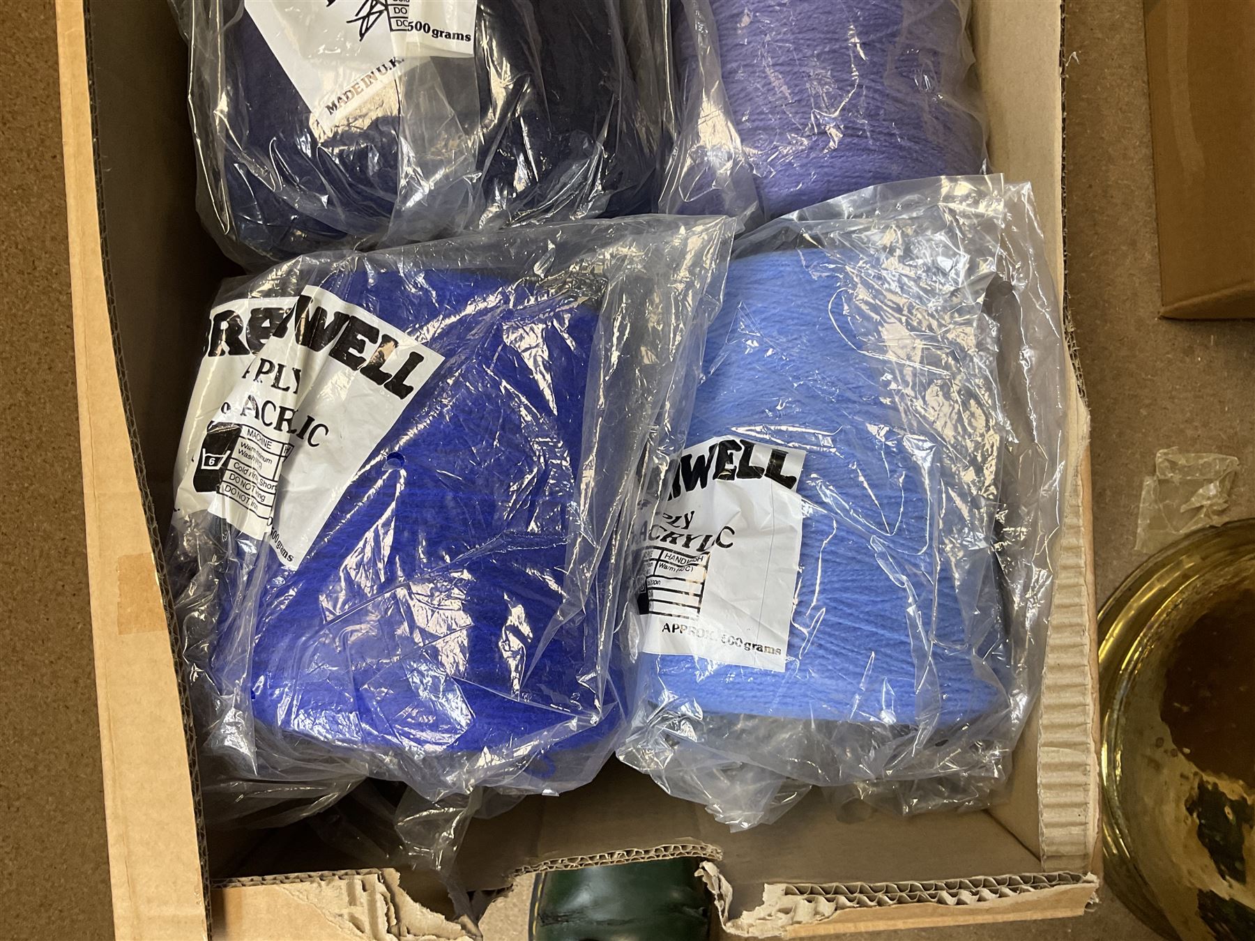  Brother cased knitting machine model KH-890 together with Brother Ribbing attachment model KH-850, knitting machine yarn cones in assorted colours, selection of knitting patterns etc