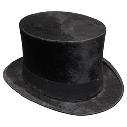 Victorian leather travelling case for hats, with C.A. Dunn top hat, the case with impressed Army & Navy Makers mark, the lid with the initals W.S.H.S, with key, H31cm, W45cm, D50cm
