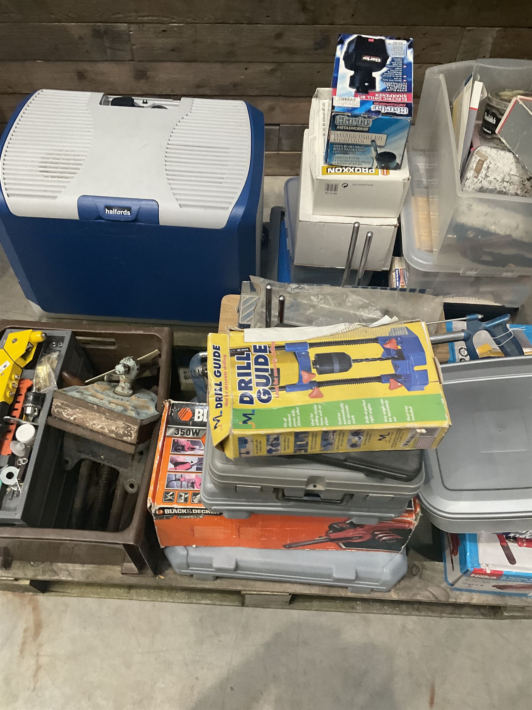 Black & Decker Powerfile, 2t trolley jack, axle stands, bench vice, framing kit, other tools and a Halfords cool box