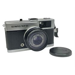 Olympus Trip 35 camera body, serial no 3864485, with 'Olympus D.Zuiko 1:28 f=40mm' lense