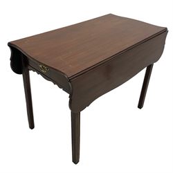 George III mahogany serpentine Pembroke table, the shaped drop-leaf top over single end drawer and shaped end rails, on square moulded supports
