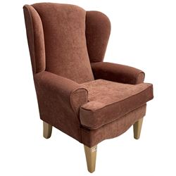 Wingback Chair pink fabric 