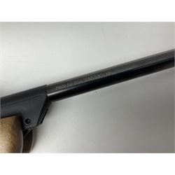 BSA Meteor Mk7 .22 air rifle with break barrel action L110cm overall no.WE-331279-14; in original cardboard box NB: AGE RESTRICTIONS APPLY TO THE PURCHASE OF THIS LOT.