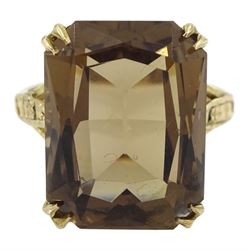 9ct gold single stone smoky quartz ring with textured shoulders, Birmingham 1969