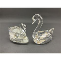 Fourteen Swarovski Crystal bird figures, to include toucan, mandarin duck, swans, parrot, cranes etc 
