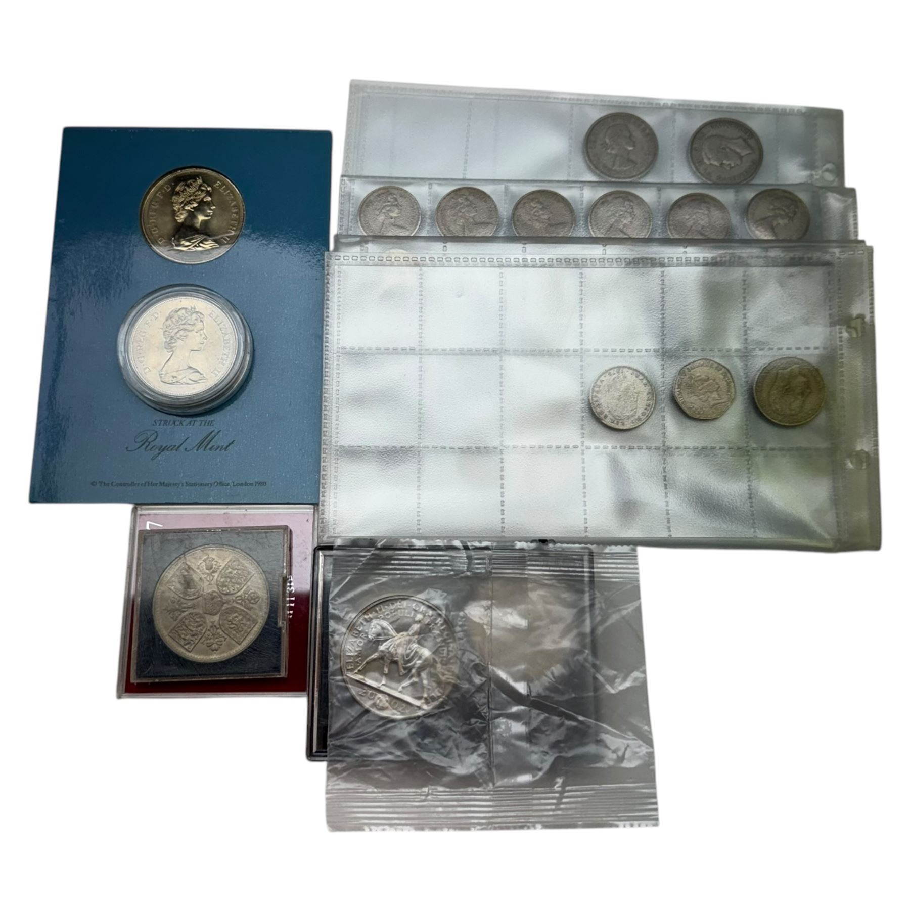 Collection of coins, including Queen Elizabeth II 1977 silver proof Silver Jubilee crown, cased with certificate, two cased 1973 EEC proof fifty pences, further commemorative crowns, pre-decimal coins, etc 