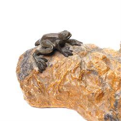 Attributed to Charlotte Monginot (French 1872-1934) - Bronze and marble figure of a child sitting on a rock ,a frog at her feet, signed H26cm x L19cm