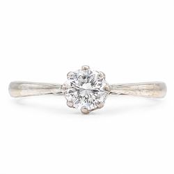 White gold diamond ring, eight claw set with a single round brilliant cut diamond of appro...