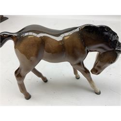 Six Beswick figures of bay horses, including large hunter no.1734, Shire horse no.818, horse with tucked head no.1549, etc (6)