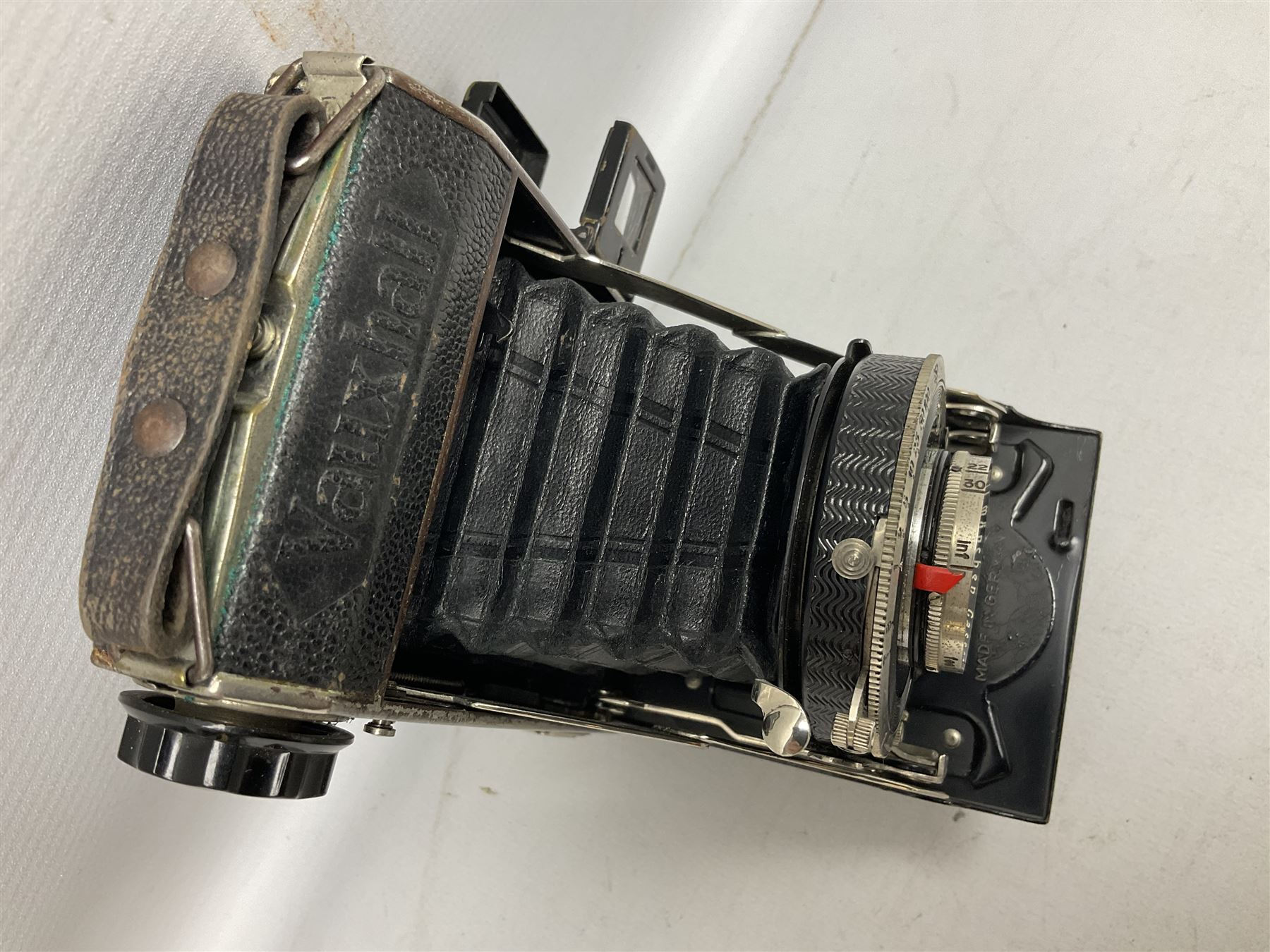   F. Deckel - munchen  Vauxhall Compur folding Camera, with Sixon hand-held exposure meter