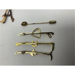 14ct gold 'A' brooch, stamped 585, Edwardian gold single stone diamond stick pin and other gilt jewellery