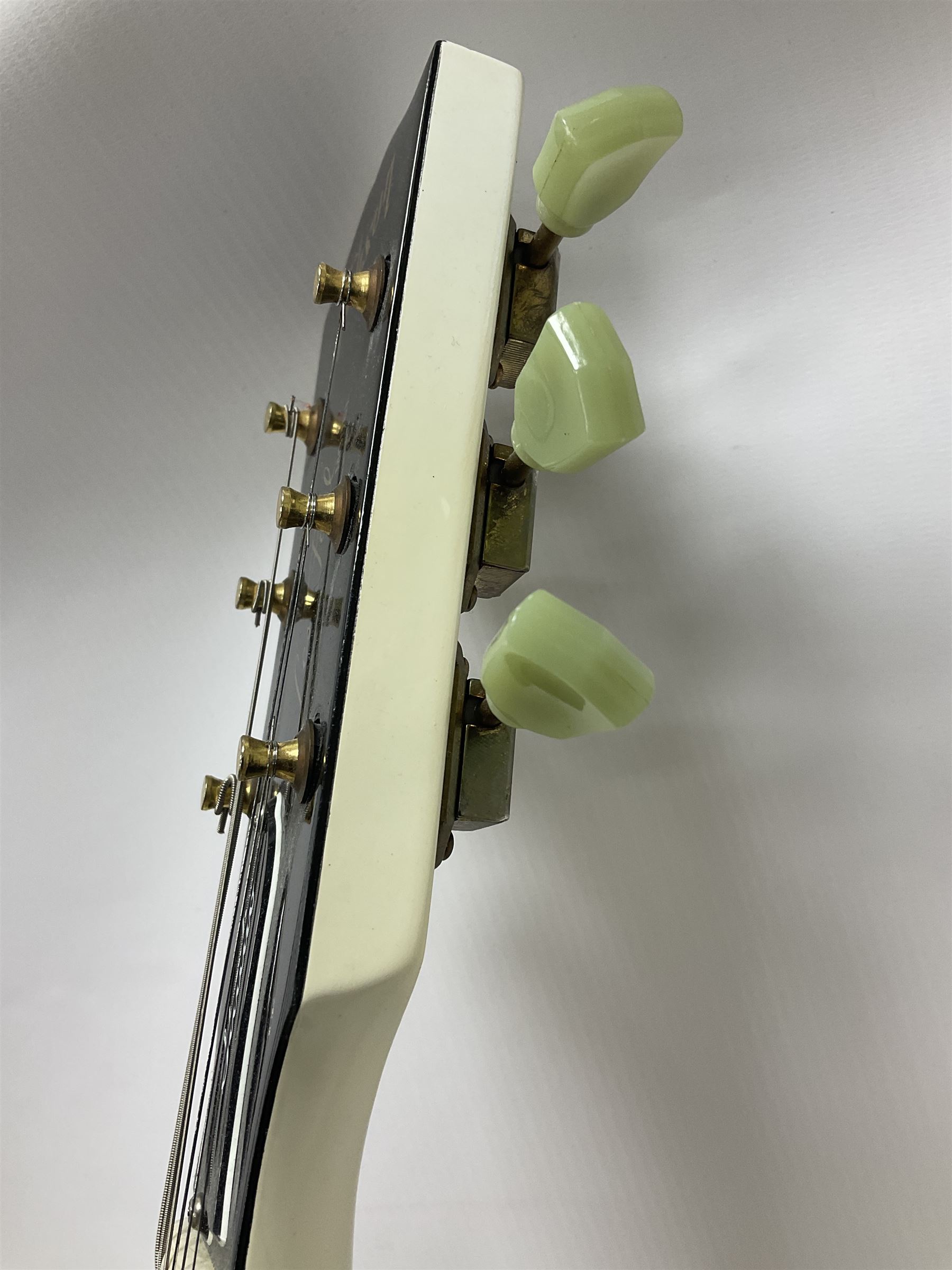 2010 Gibson Les Paul studio guitar, serial no101500537 in white finish with gold and pale green hardware, in Auden soft carry case, guitar L100cm